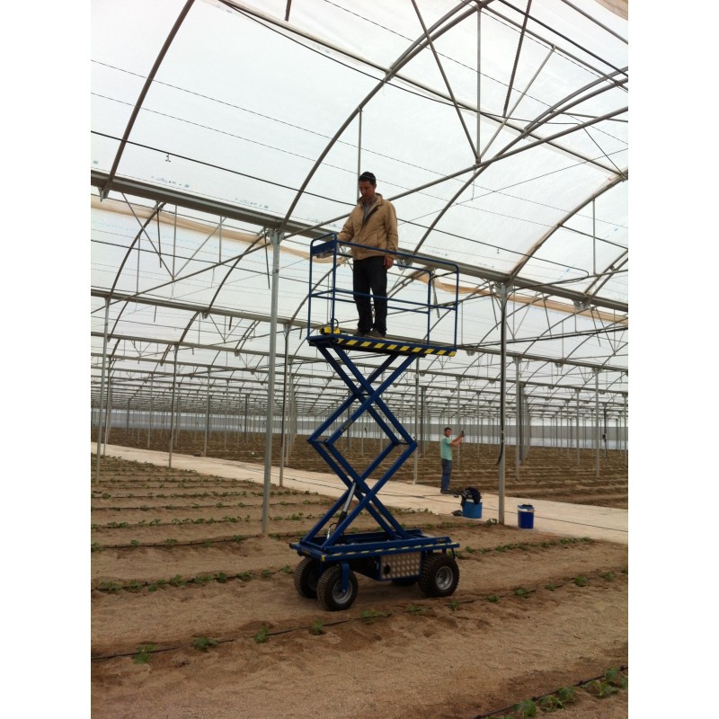 Hydraulic scaffholding greenhouse